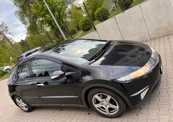 Honda Civic cena 23900 przebieg: 209000, rok produkcji 2008 z Szczecin małe 121